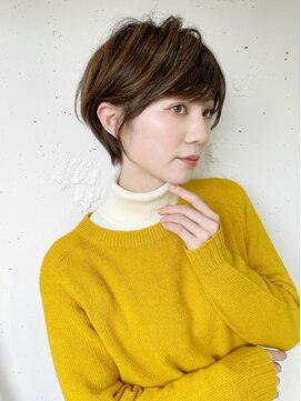 ヴェイン 渋谷(vain) 20代30代40代大人可愛い前下がりショートミルクティーブラウン