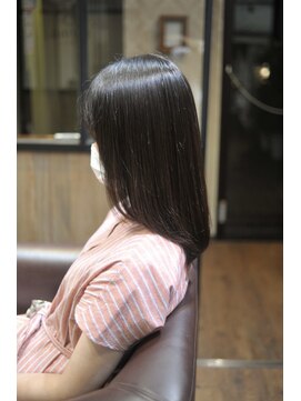 リビング(LIVING) ツヤツヤセミロングヘア