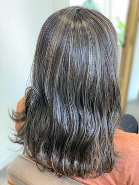 ローレン(Loren) ハイライトグレージュ