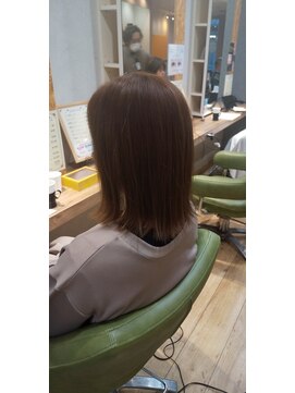 ブロッサム 東中野店 20代30代40代グレージュ透明感くびれボブ外ハネ乾かすだけ