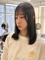 ハニー 町田(HONEY)&nbsp;ローレイヤーカット　ダークオリーブベージュ