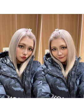 エミーバイモアムー(Emmie byMoremuu) ミルクティーカラー