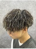 ツイストスパイラルパーマ+ハイライト