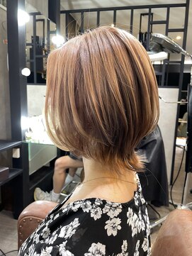 バズ サッポロ バイ フィーネ(BuzZ sapporo by Fi-Ne) ショートレイヤー