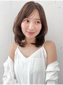 ダークアッシュ前髪美髪大人可愛いミディアムレイヤーカット
