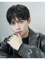 セリ(ceri) メンズカットメンズヘアシースルーマッシュダウンパーマ