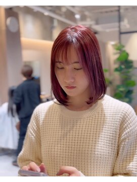 ロンド(Le rond) 黒染めあとの明るい赤系カラー大人ガーリー