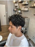 ピンパーマ×メンズショート×アップバング×刈り上げ