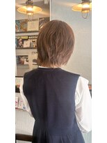 ティティーサッポロ(tity sapporo)&nbsp;クセを活かす大人ショート×上品オーガニックカラー