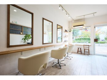 ユヌ バナーヌ(une banane)の写真/-西新井駅徒歩5分-落ち着いた雰囲気と居心地の良い空間であなただけの贅沢なサロンTimeが過ごせる♪