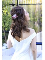 フェリーチェ(Felice)&nbsp;花嫁　ブライダル　パーティー　小顔ダウンアレンジ