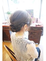 ベル(BELL)&nbsp;きれいめナチュラルローシニヨン【BELL桜新町/用賀】