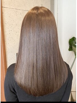 リラ バイ クオーレ(LIRA by CUORE) うる艶酸性縮毛矯正