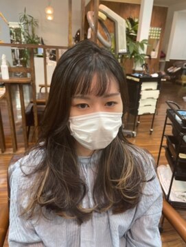 ビューティーサロンビックファイブ BEAUTY SALON Vic5 ベージュインナーカラー