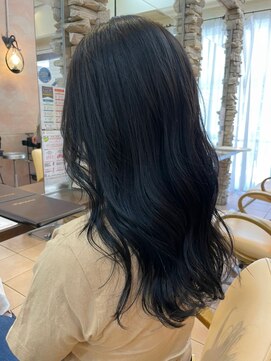 ティエル(Tiele) 黒染めじゃない透き通るブルーブラック