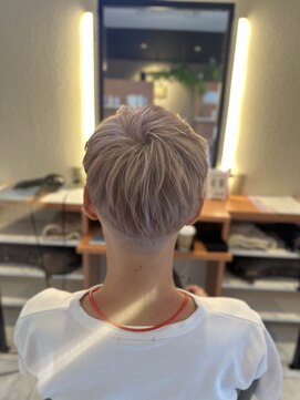 ヒトリシズカ ハイトーンカラー/ホワイトシルバー