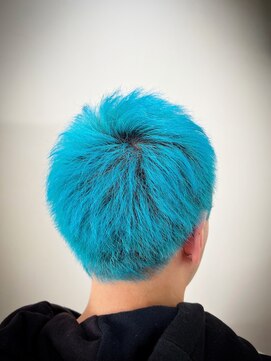 デザイニングヘアードゥ(designing hair Deux) メンズティファニーブルースパイキーショート