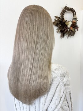 ジェムヘアスタジオ 湘南平塚南口店(Gem Hair Studio) エフェクトブリーチ×ブロンドベージュ【Gem 神原】