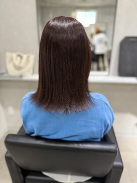 ガガ バイ ラシルフィード(GAGA by lasylphide) 切りっぱなしロブ