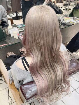 トムキャット(TOM CAT) 【新宿TOMCAT】ピンクとベージュ