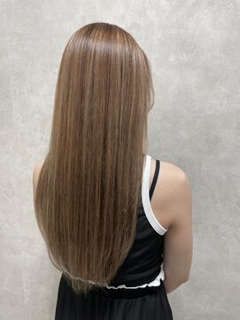 ルノン シェリー(LUNON cheliy) イメチェンヘアスタイルホワイトブロンド外ハネボブ美髪のススメ