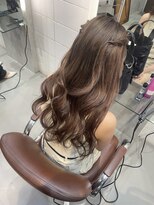 ヘアーメイクチック(HAIR MAKE CHiC)&nbsp;ゆるふわハーフツイン