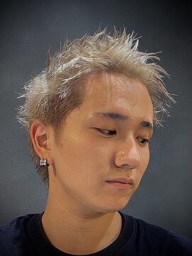 エイトメン 博多店(EIGHT MEN) ハイトーンスパイキーショート