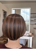 ショートボブ