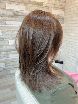 マーリャヘアー(mallia hair) くびれ外ハネミディアム☆彡