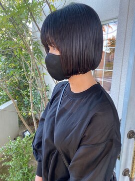 リィベ(Liibe) guest snap　ミニボブ×ウェットスタイリング