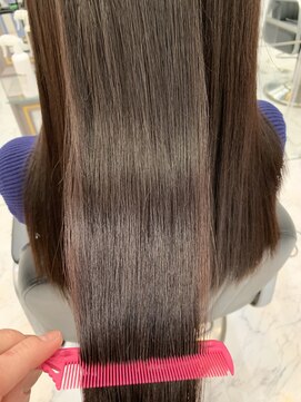 エスカーラ 表参道(THE ESCALA) @m_ayu/レッドカラー/艶髪/タビラマユミ