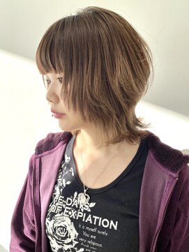 フォーク FOLK 【FOLK】透明感ベージュ☆似合わせ外ハネミディアムウルフ♪