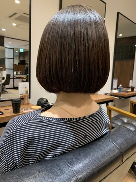 フルショウ アシヤ(FURUSHO ASHIYA) 【FURUSHO】ワタナベ ワンレン丸みボブショート