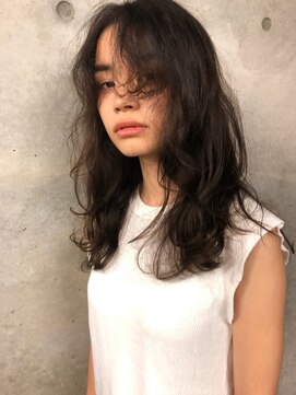 クエント(cuento) 顔まわりレイヤー×アンニュイパーマ