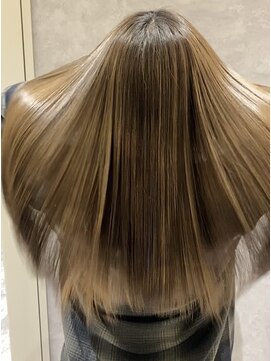 ラベスト キョウト(LOVEST) 髪質改善　艶遊び　美髪アート展