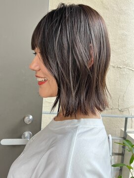 シーン(SCENE) 外はねボブ　くびれミディ　アッシュダーク【天神/今泉】