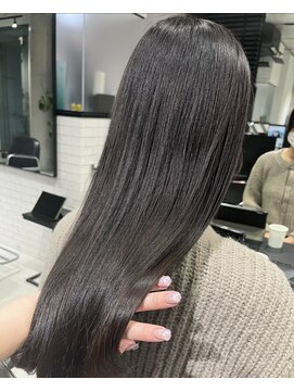 アルテ(ARTE) 【ARTE表参道/青山】ロングレイヤー×透明感ベージュ