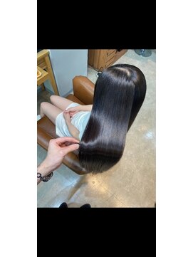 ロア 福岡天神店(LORE) 縮毛矯正【天神/髪質改善/縮毛矯正/酸熱トリートメント】