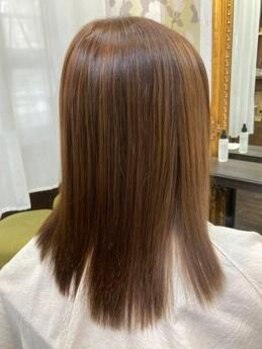 テテクルー(tete et clou)の写真/髪の内部に“水分”と“栄養”を浸透させ、ぎゅっと閉じ込めるから内側から健やかでツヤのある髪になれる♪