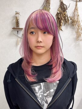 リングバイモアムー(Ring by Moremuu) issy  スペシャルデザインブリーチカラーカット