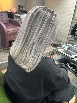 アポロ 横浜駅店(apollo) グレージュ　ミルクティーベージュ　ホワイトベージュ