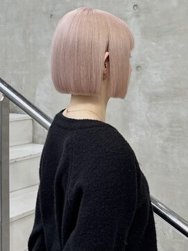アイス(ice) ハイトーンの切っぱなしミニボブ