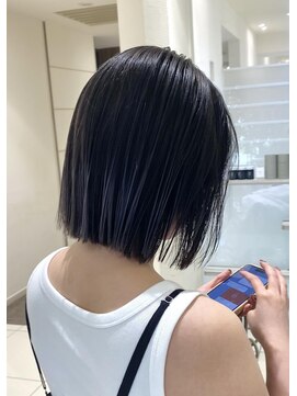 エン(en.) 根本が伸びても気にならないプレイングカラー