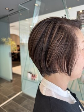 ザザ 高田馬場(ZA/ZA) 艶髪ショートボブ