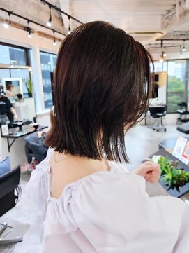 エイス 梅田 中津(Ace) 進化系酸性縮毛矯正 × きりっぱなしボブ × 髪質改善