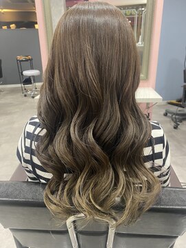 トゥーレ(Tule) グラデーションカラー