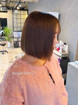 シャルムバイサラ(charme by sarah) ベージュカラー/ボブスタイル