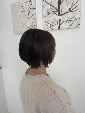 ジジ チーク 栃木(Gigi cheek) 大人ショート