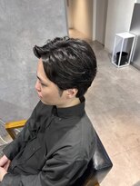 モク(mok) ビジネスでも映えるフェザーパーマ