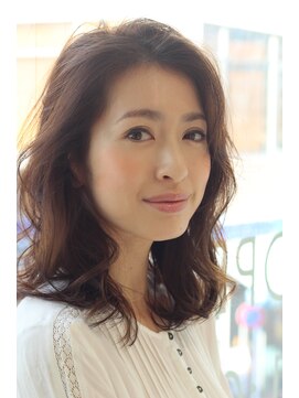 ノーヴェ(Nove) 大人カジュアルレイヤー×シナモングレージュ